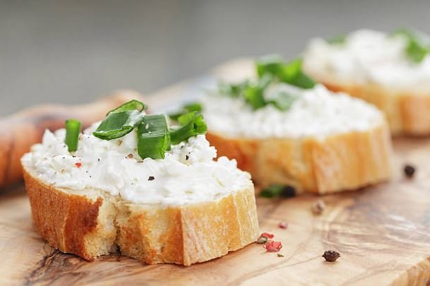 What's The Difference Between Soft Cheese And Cream Cheese?