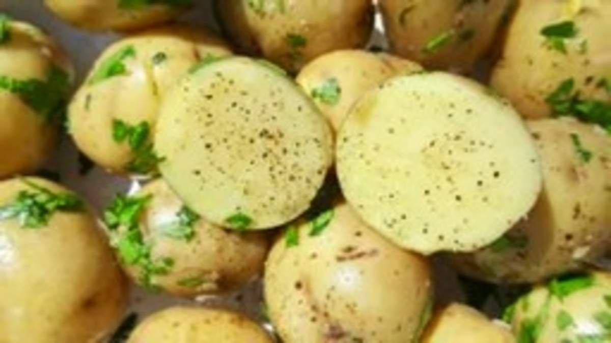 How Long Does It Take To Boil Small Potatoes?