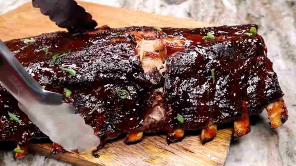 How Long Does It Take to Cook Ribs in a Dutch Oven?